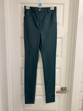 NWT Aritzia Wilfred Free Charm Pant in Deep Forest Green